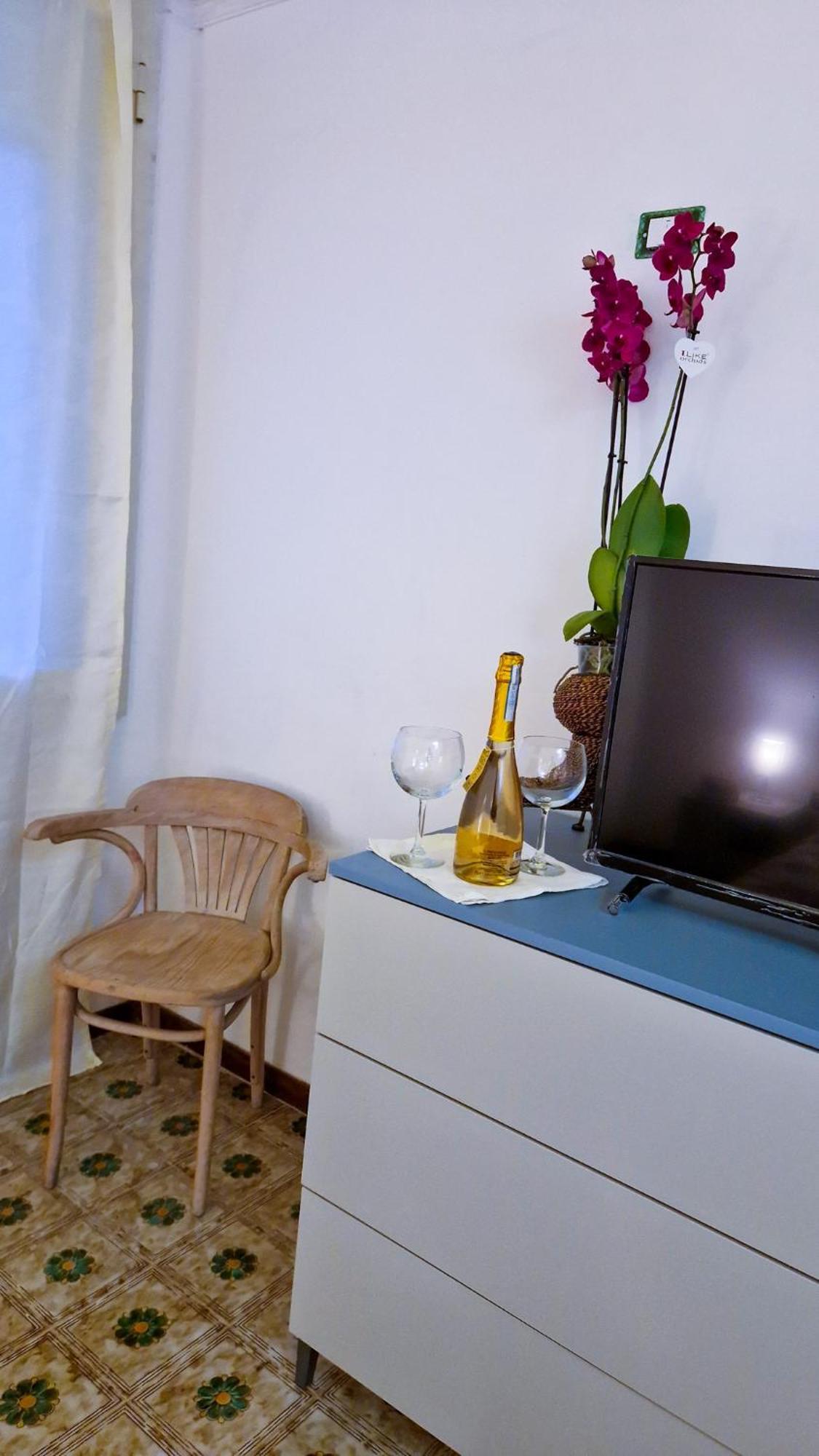 Wine House Panzió Capannori Kültér fotó
